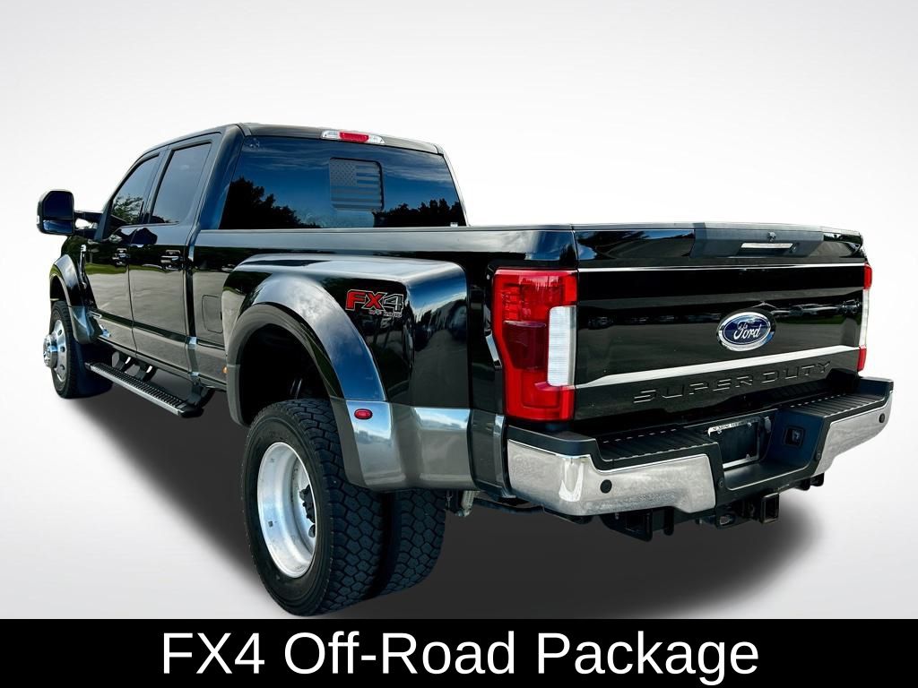 2017 Ford F-450 photo 4