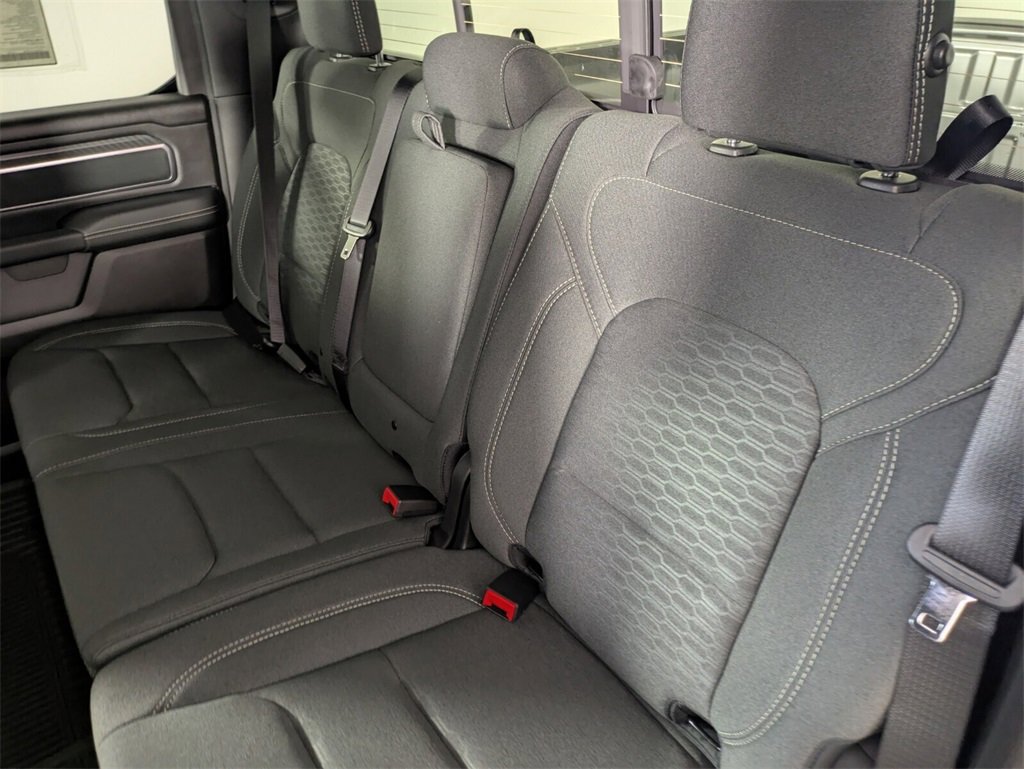 2025 Ram 1500 Big Horn photo 9