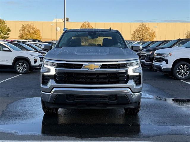 2026 Chevrolet Silverado 1500 LT photo 2