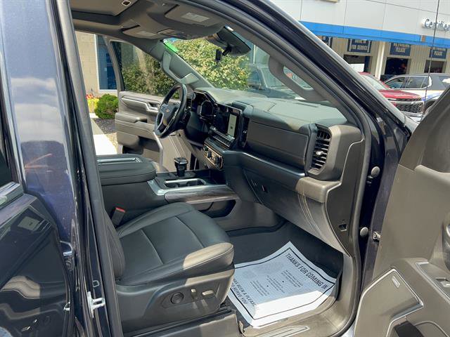 2022 Chevrolet Silverado 1500 LTZ photo 18