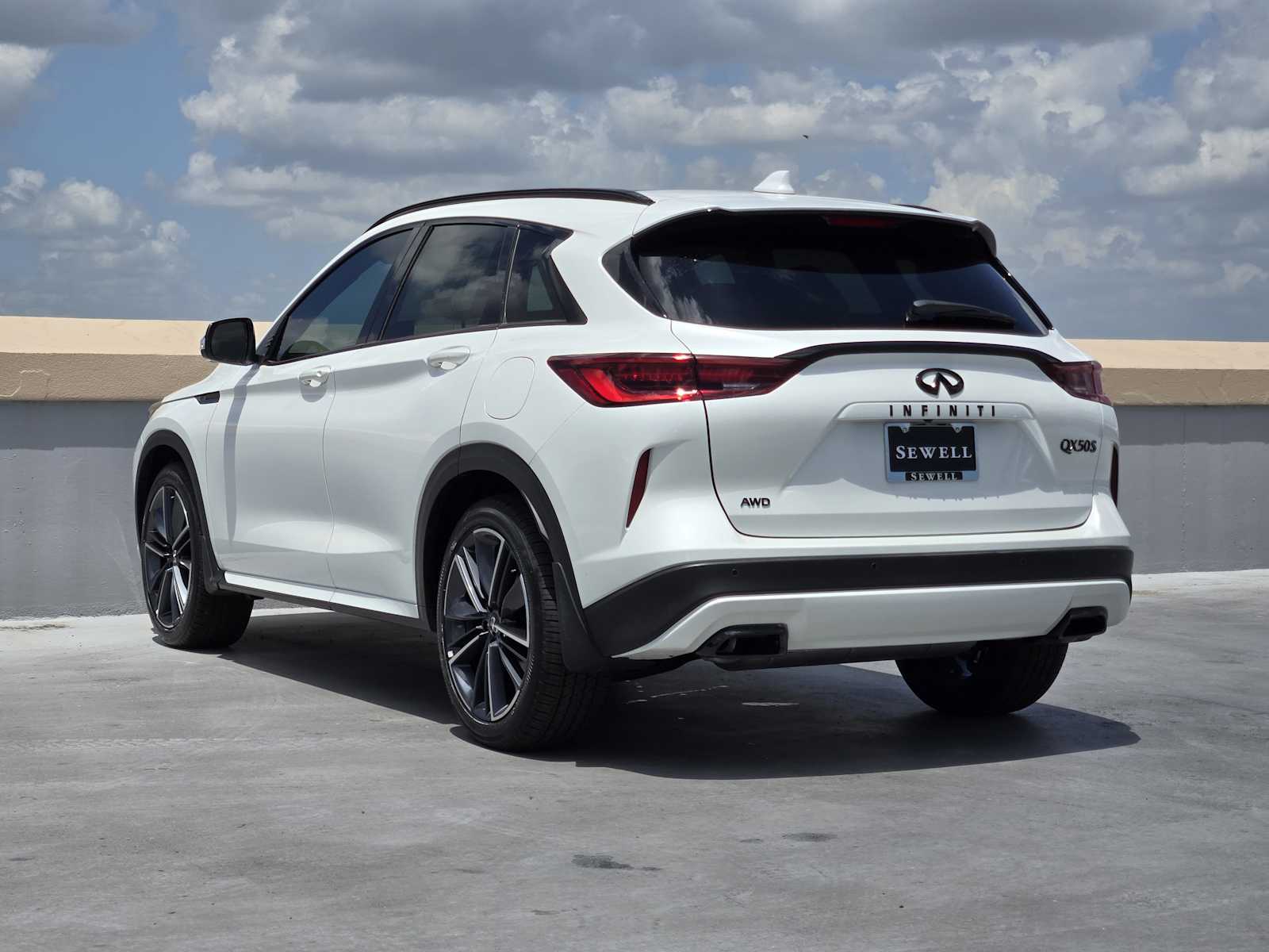 2025 Infiniti QX50 SPORT AWD photo 4