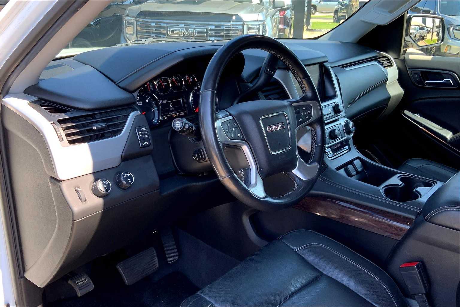 2020 Gmc Yukon XL SLT photo 16