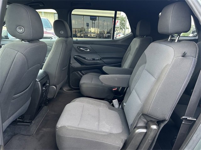 2023 Chevrolet Traverse Cloth photo 10