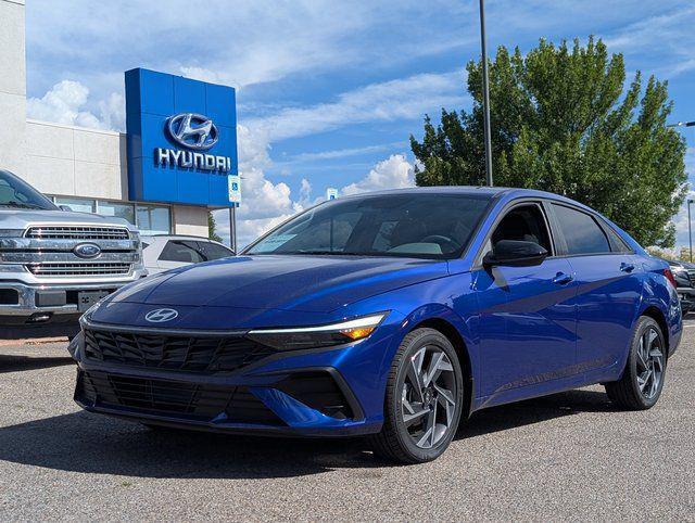 2025 Hyundai Elantra SEL