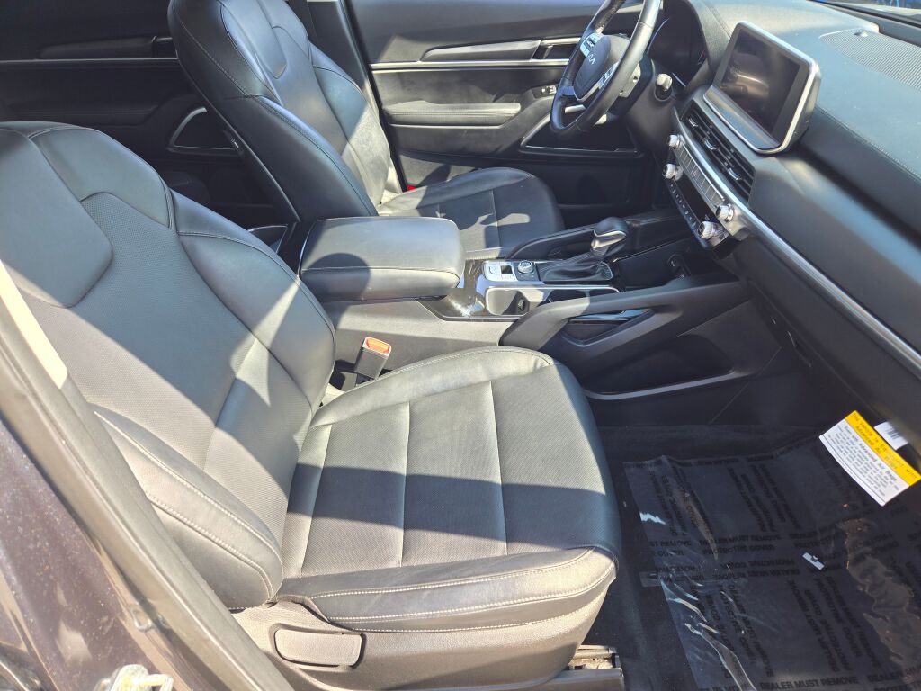 2022 Kia Telluride LX photo 4