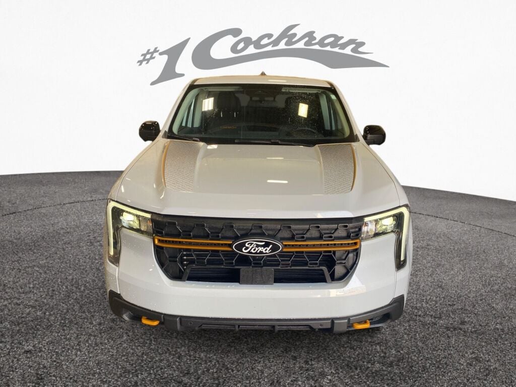 2025 Ford Maverick Tremor photo 2