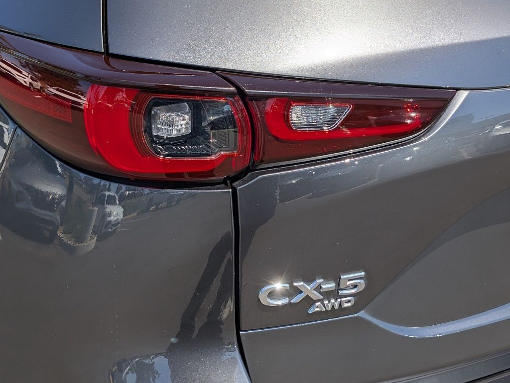 2023 Mazda CX-5 2.5 Premium Plus photo 10