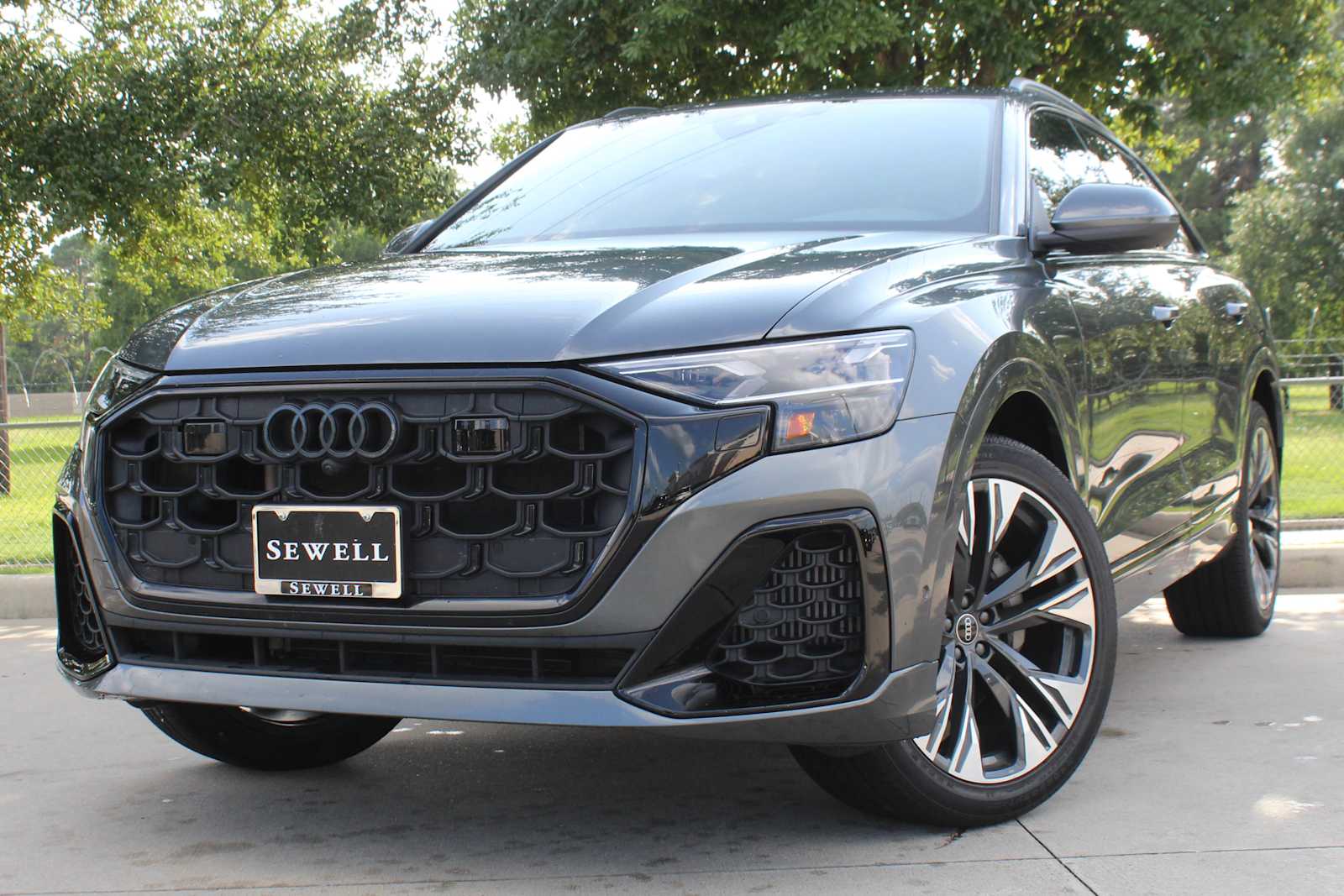 2024 Audi Q8 Premium Plus
