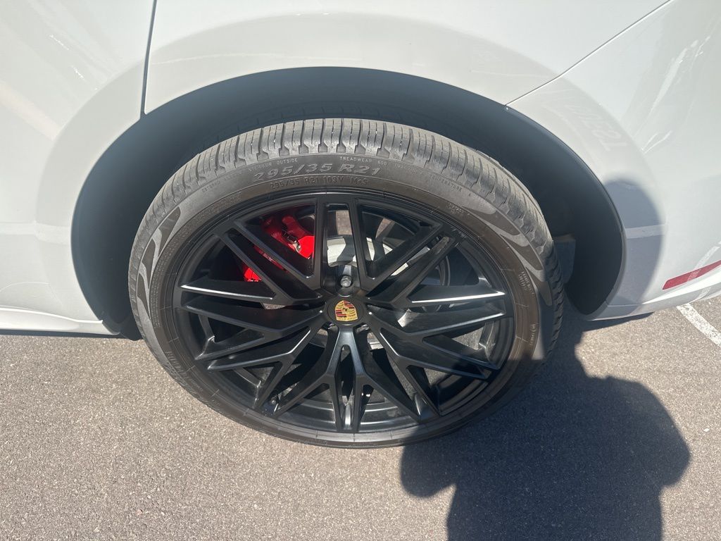 2022 Porsche Macan GTS photo 11