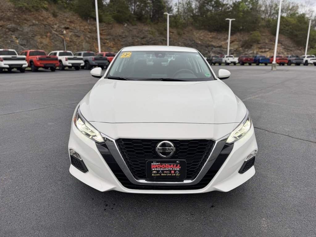 2022 Nissan Altima 2.5 SV photo 2