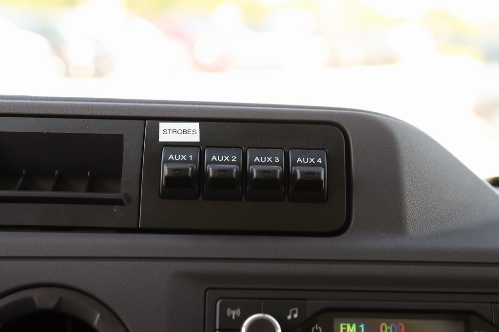 2025 Ford E-350 Base photo 35