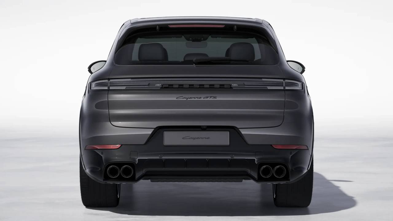 2025 Porsche Cayenne GTS photo 8