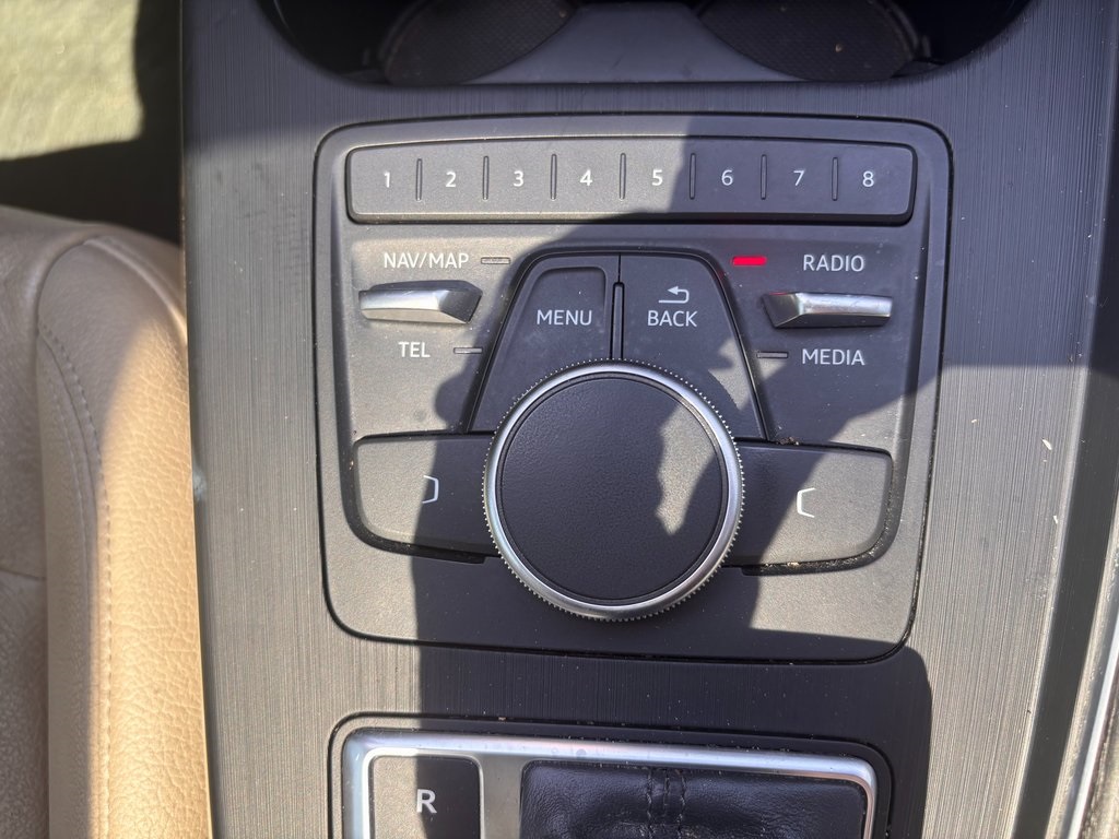 2019 Audi A4 Premium 45 TFSI Quattro photo 15