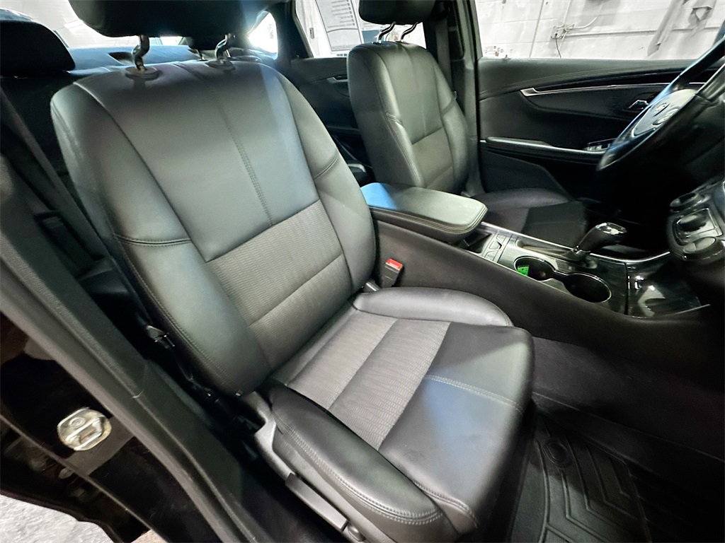 2020 Chevrolet Impala 1LT photo 24