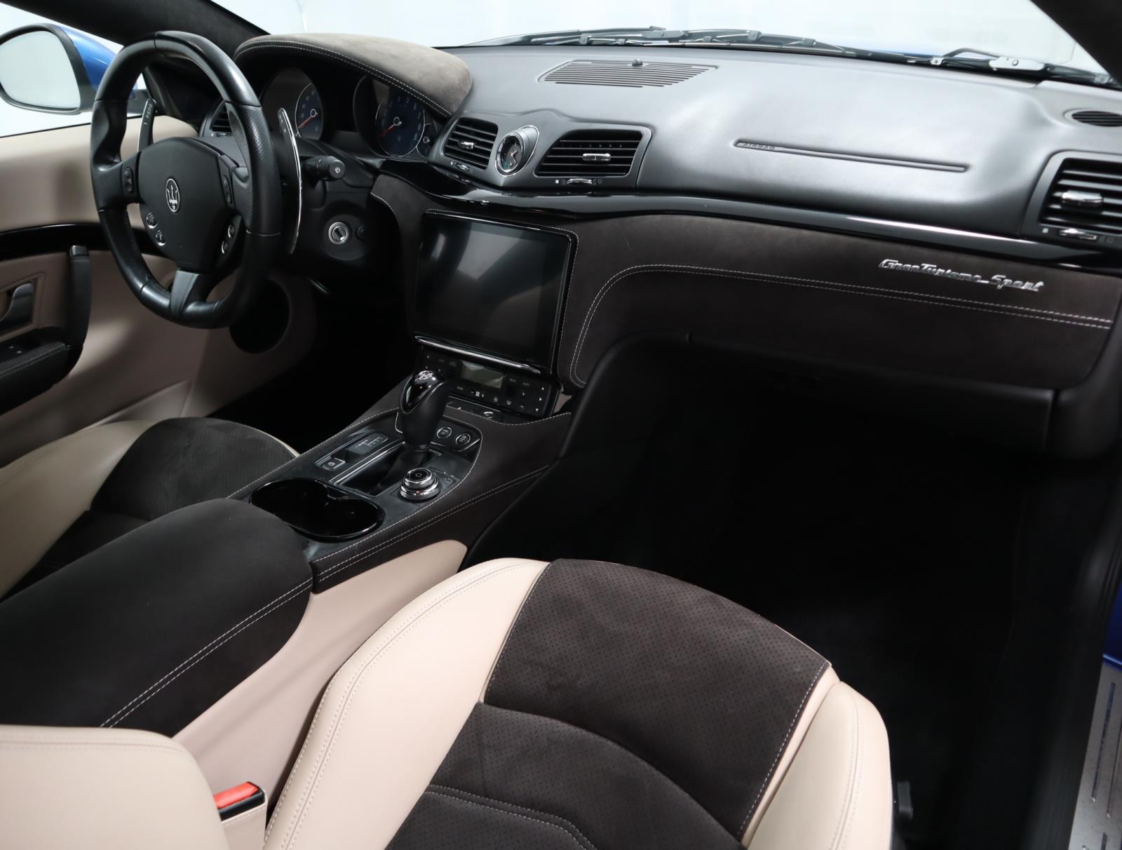 2018 Maserati Granturismo Sport photo 14