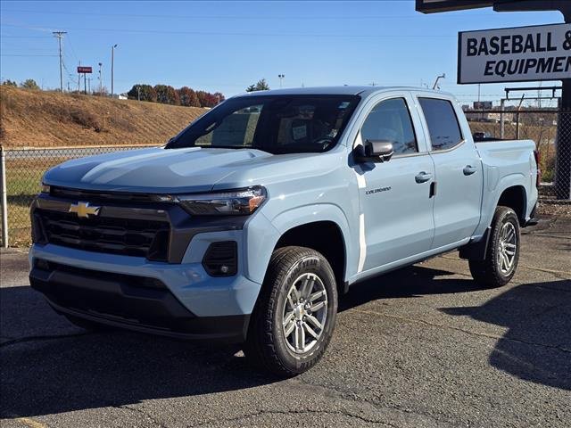 2026 Chevrolet Colorado LT photo 2
