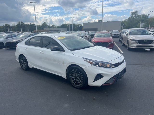 2022 Kia FORTE GT-Line