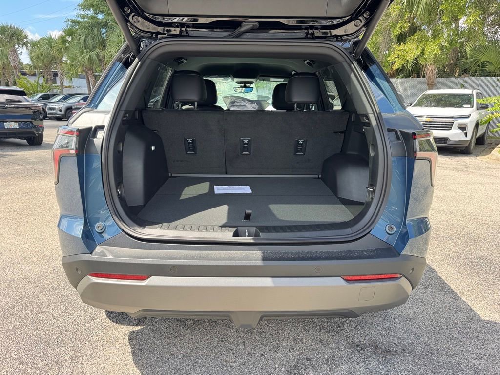 2026 Chevrolet Equinox LT photo 10