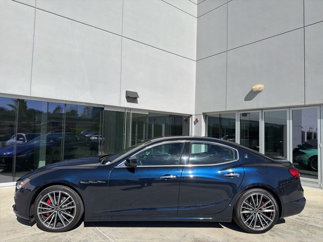 2021 Maserati Ghibli S photo 4