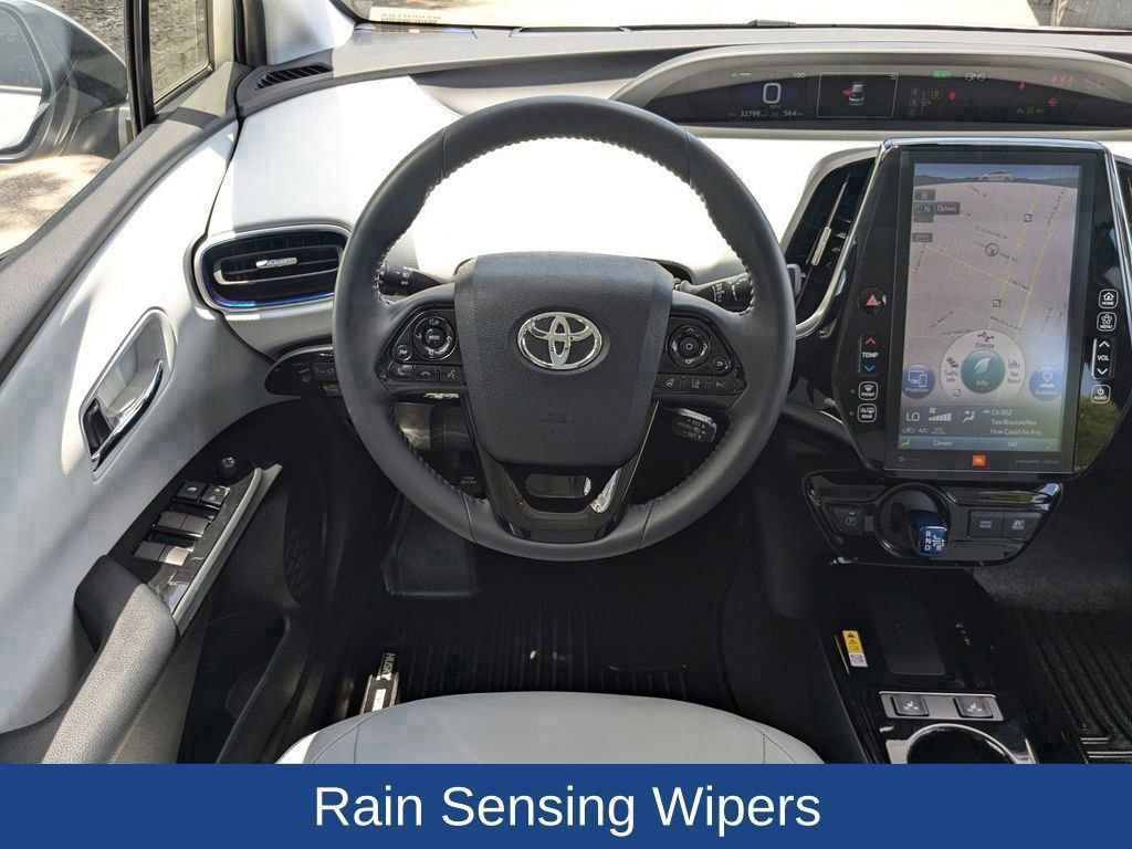2022 Toyota Prius Limited photo 16