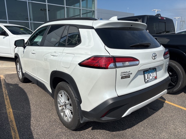 2023 Toyota Corolla Cross LE photo 4