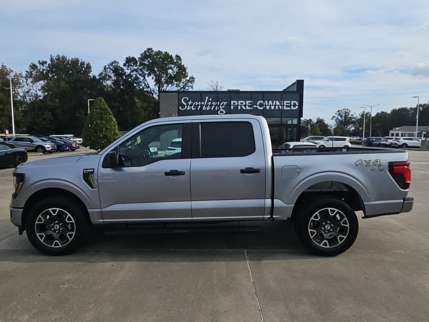 2025 Ford F-150 STX's photo