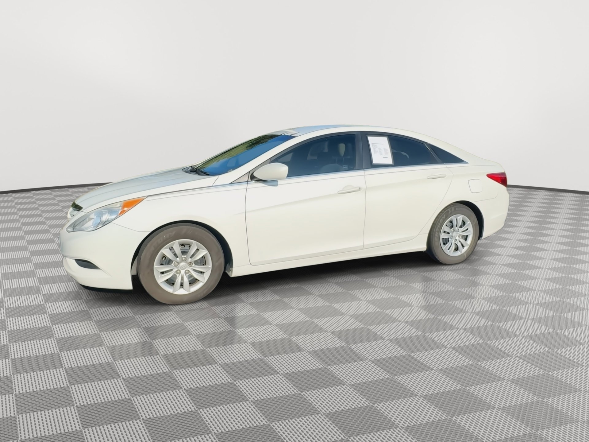 2013 Hyundai Sonata GLS photo 4