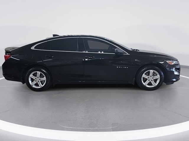 1G1ZB5ST4PF123371