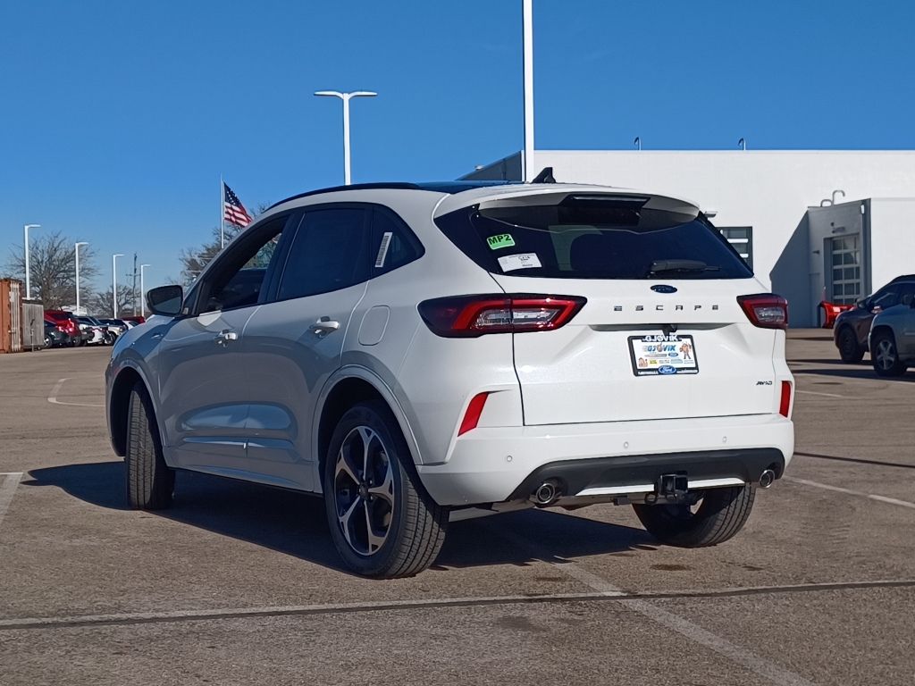 2024 Ford Escape ST-Line Select photo 13