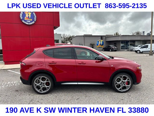 2024 Alfa Romeo Tonale Ti photo 2