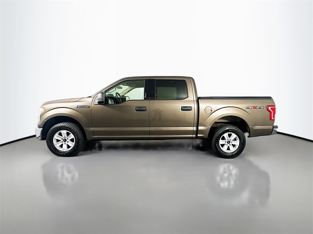 2015 Ford F-150 XLT photo 4