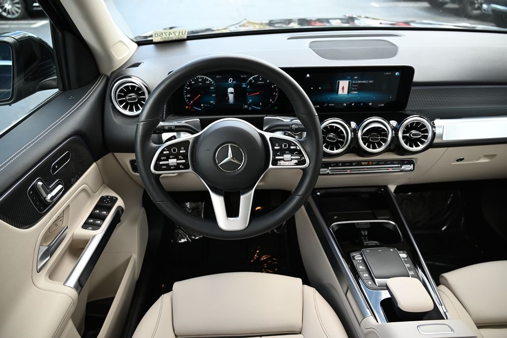 2022 Mercedes Benz GLB 250 photo 10