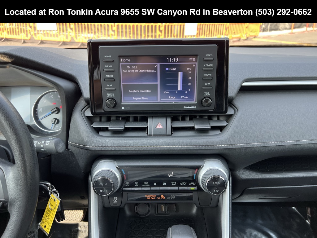 2021 Toyota RAV4 Hybrid LE photo 11