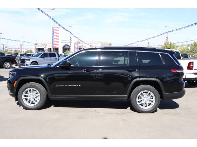 2025 Jeep Grand Cherokee Laredo X photo 2