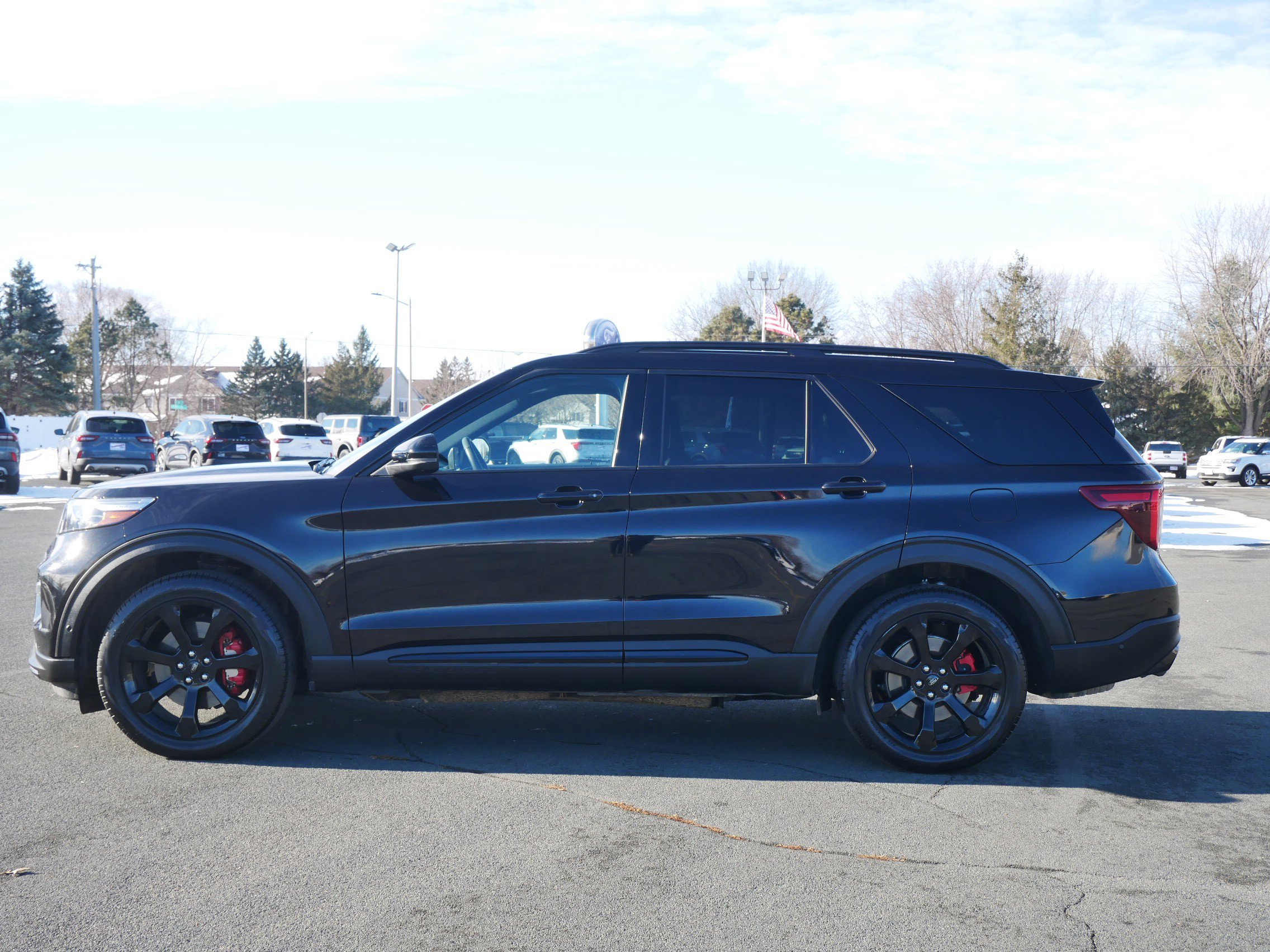 Certified 2022 Ford Explorer ST with VIN 1FM5K8GCXNGB08988 for sale in Hastings, Minnesota