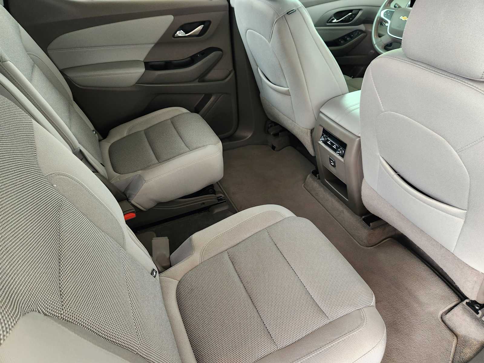 2020 Chevrolet Traverse Cloth photo 27