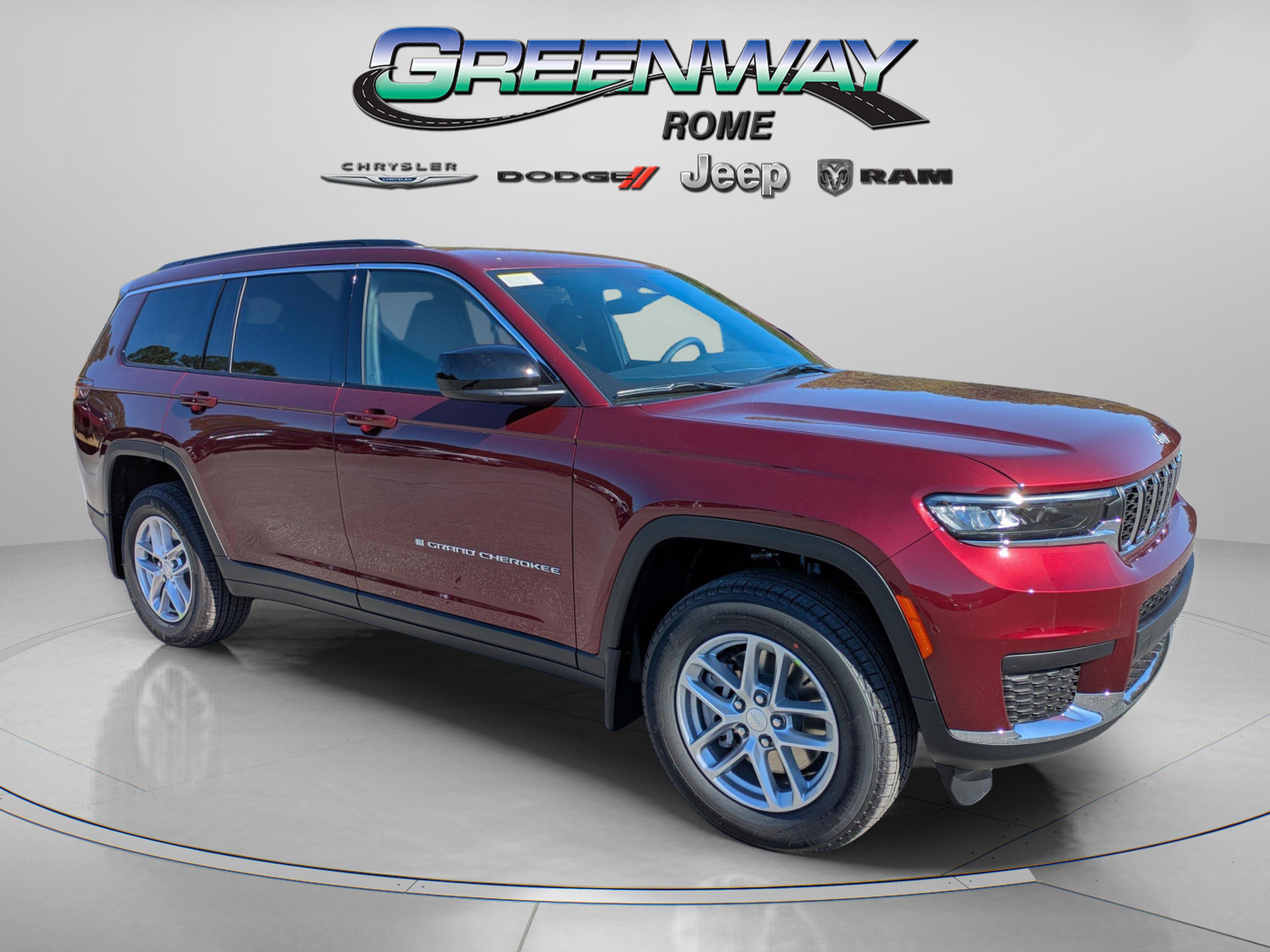 2025 Jeep Grand Cherokee L Laredo's photo