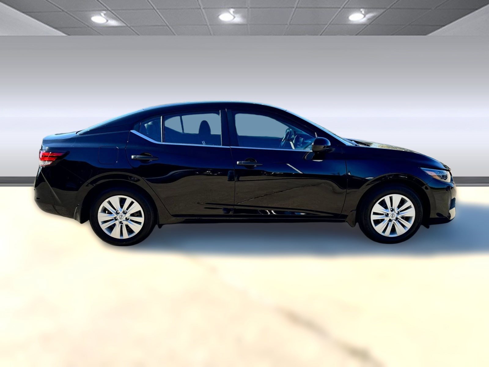 2025 Nissan Sentra S photo 6