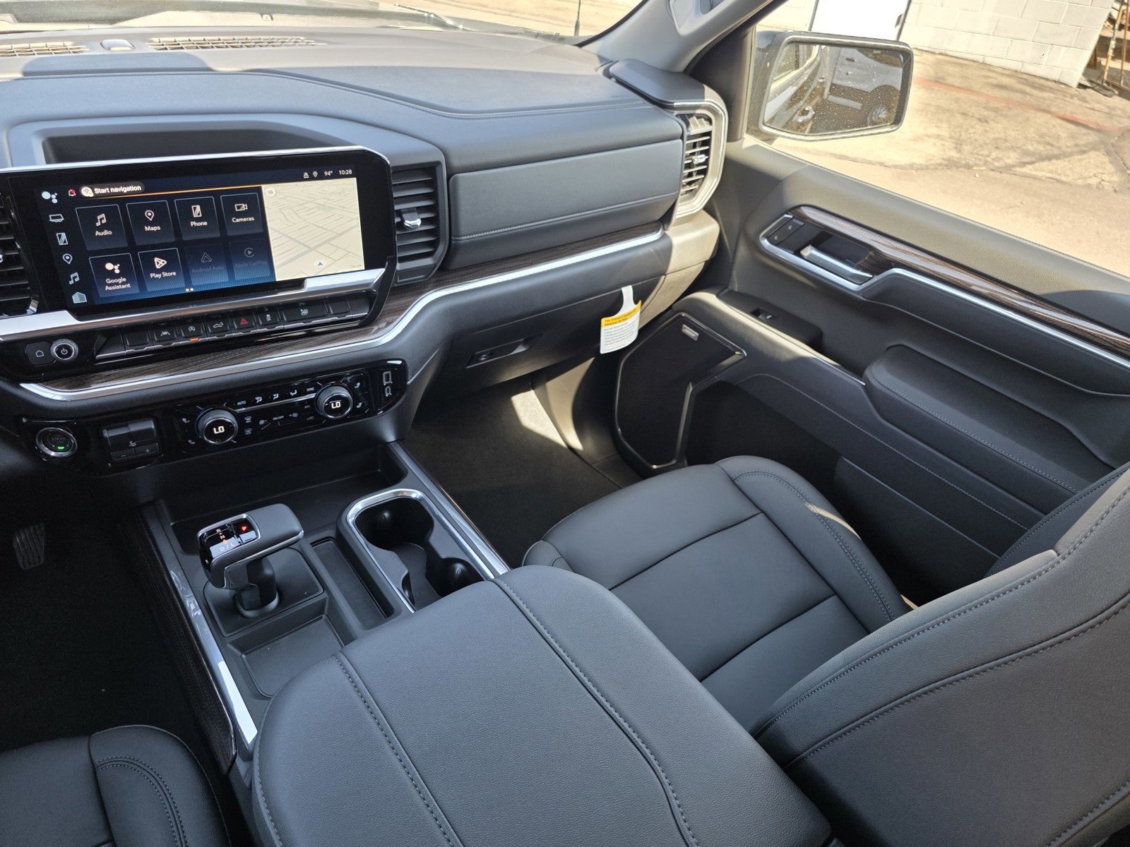 2025 Chevrolet Silverado 1500 RST photo 17