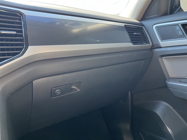 2023 Volkswagen Atlas V6 SEL R-Line photo 48