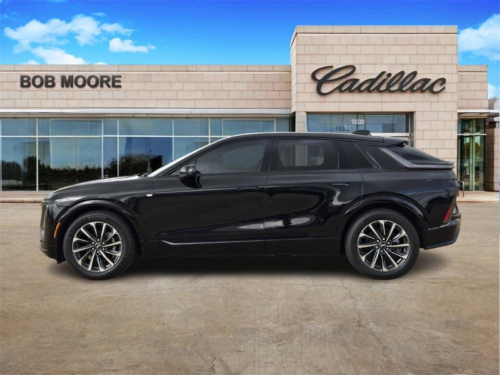 2025 Cadillac Lyriq Sport photo 4