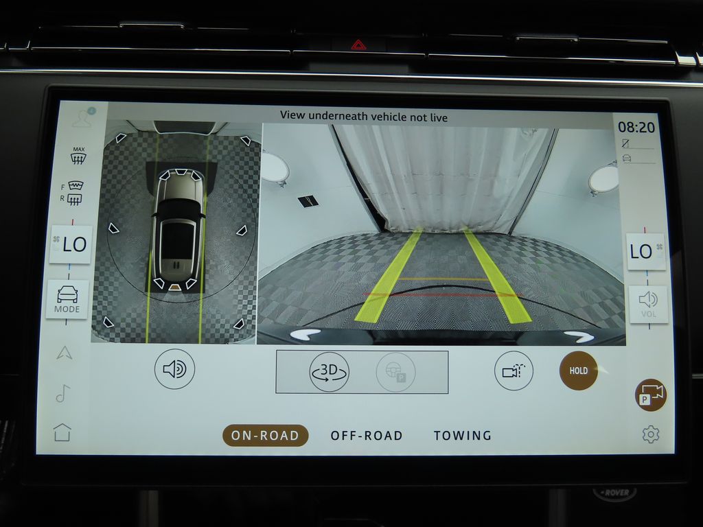2025 Land Rover Range Rover SE photo 16