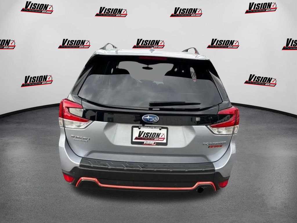 2023 Subaru Forester Sport photo 4
