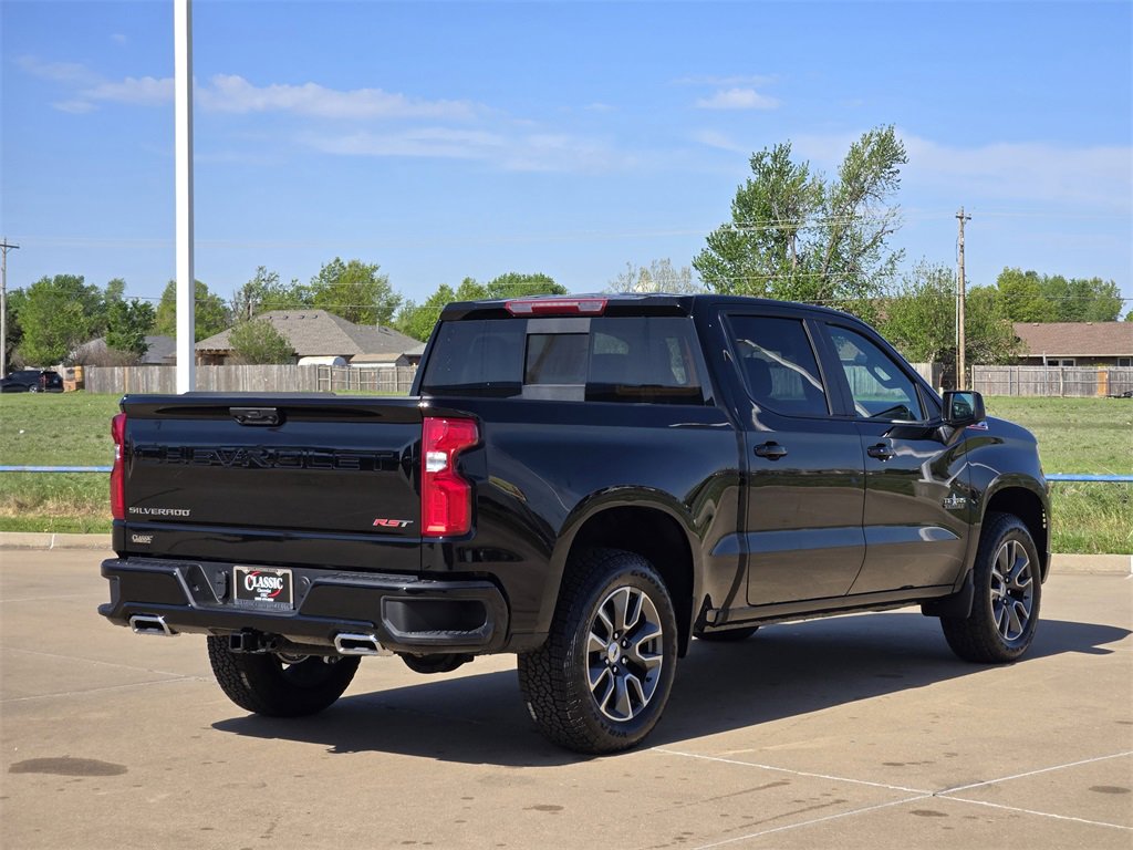 2025 Chevrolet Silverado 1500 RST photo 4