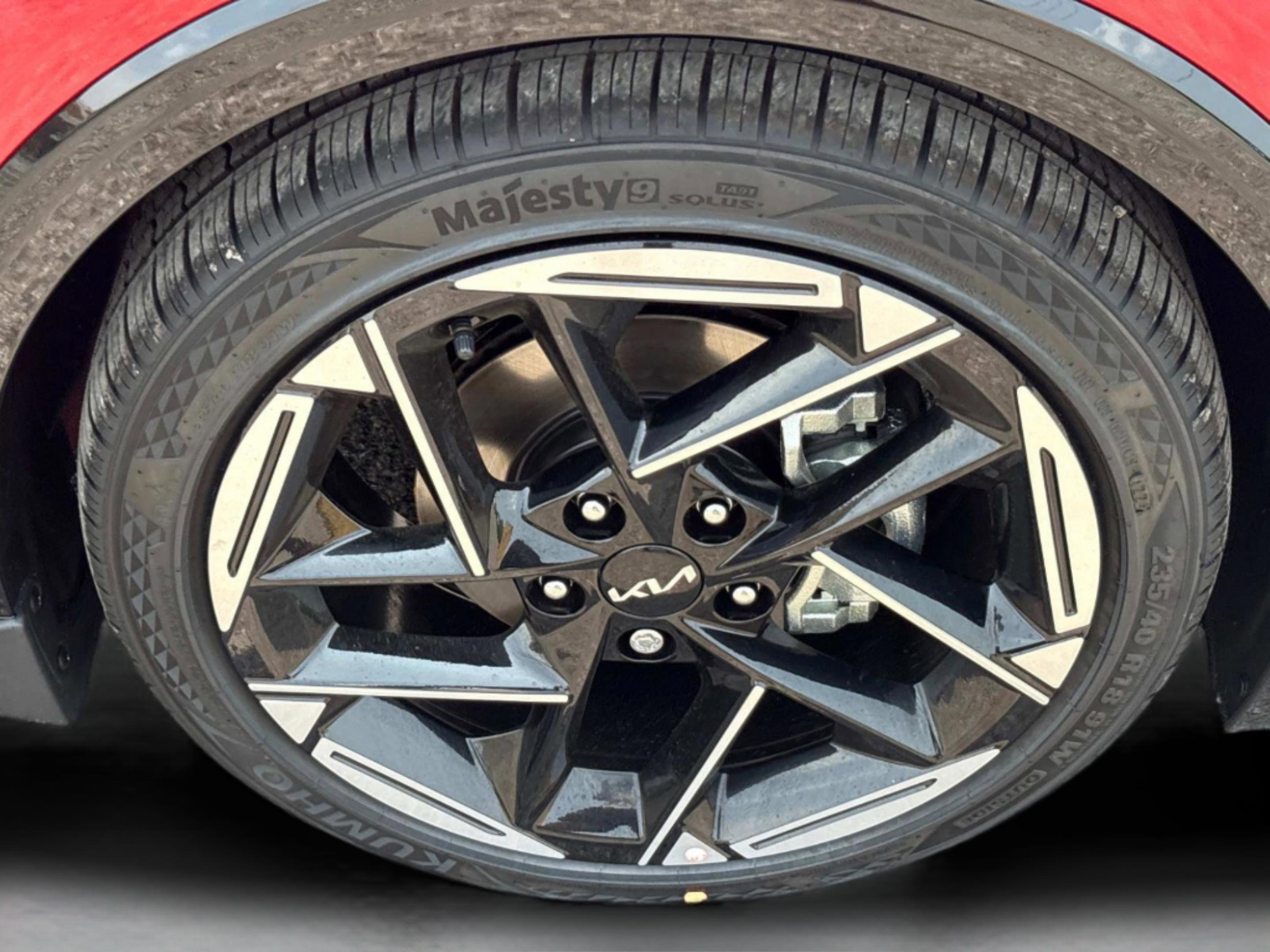 2025 Kia K4 GT-Line photo 9