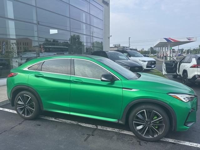 2022 Infiniti QX55 Luxe photo 2