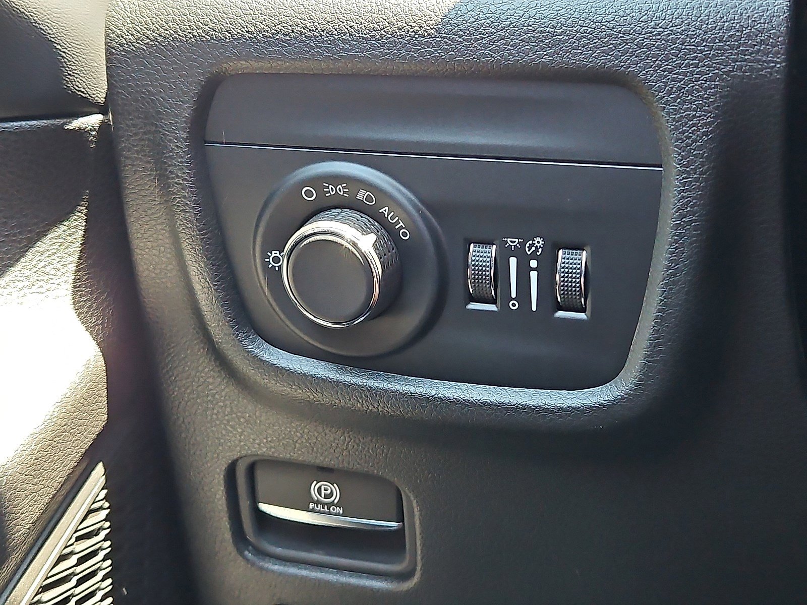 2025 Jeep Grand Cherokee Laredo X photo 24