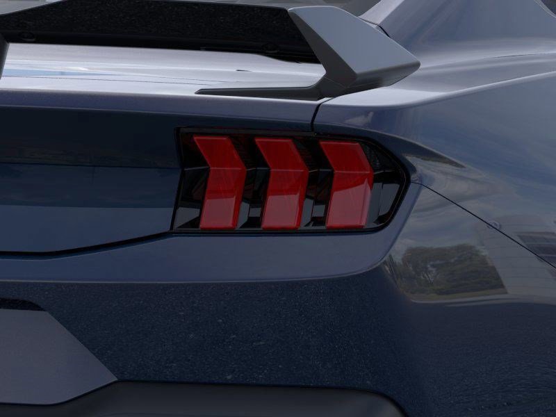 2025 Ford Mustang Dark Horse photo 17