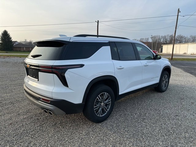 2025 Chevrolet Traverse 1LT photo 2