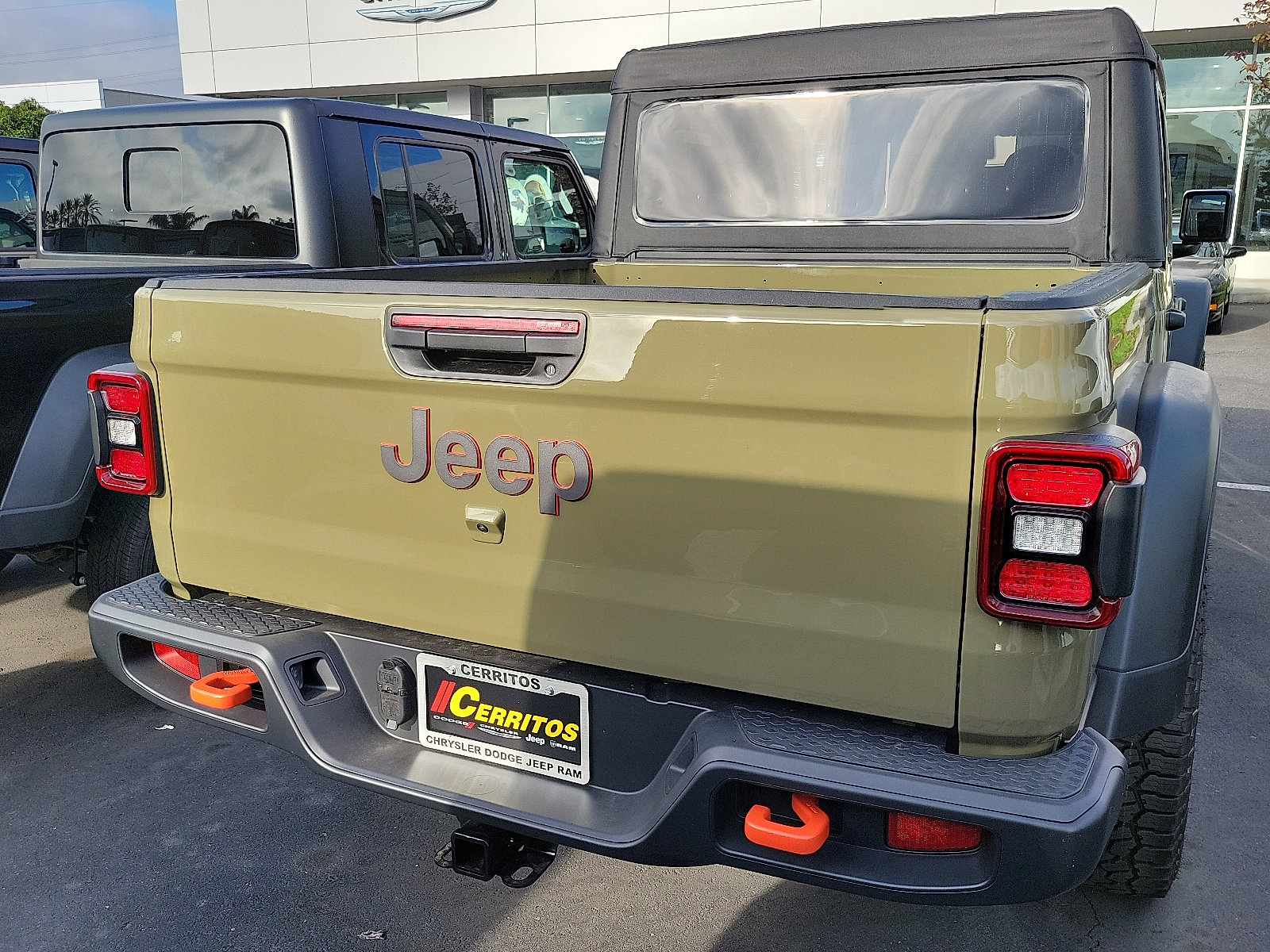 2025 Jeep Gladiator Mojave photo 9